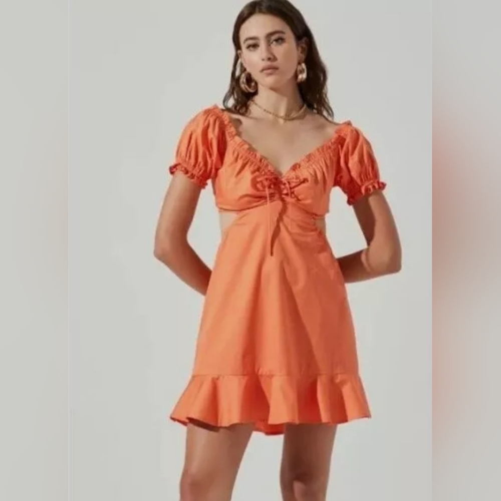 ASTR The Label Verana Dark Tangerine Cut Out Dress Size Small NWT